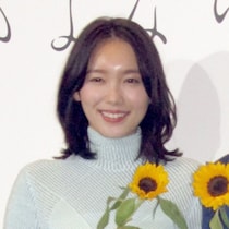 飯豊まりえ 主演ドラマ「泉京香は黙らない」で多くの視聴者に感じさせた明るさと行動力は「私生活と重なる」