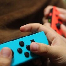 Snow Man起用で大ヒットのSwitch2に“ソフト不足の悲鳴”と中川翔子「転売否定」騒動