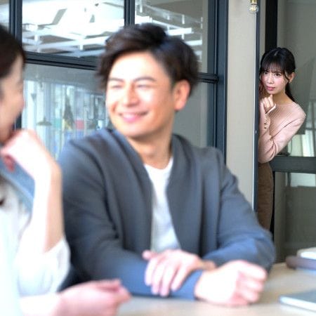 こんな女性は同性から嫉妬される！注意したい言動とは？