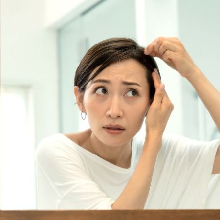 大人の「白髪」問題が自宅でここまで簡単に！最新セルフケア製品の実力やいかに？