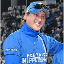 新庄剛志監督の運気を「今年は優勝」断言した美人占い師の「的中率番組3連覇」な実力とは