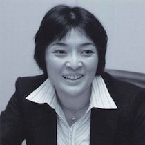 なぜSNSで自慢投稿が止まらないのか　勝間和代が指摘する“プラットフォームの罠”が大反響「図星です」「謎が解けた」