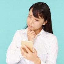 年齢よりも問題が深い！40代で“下品な女性”認定されやすい一発アウトのLINEとは？