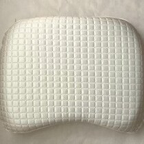 【IKEA】確かにとってもひんやり〜！衝動買いした枕、その結果は……