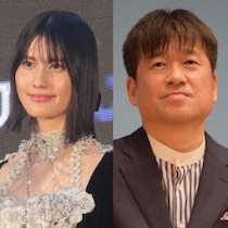 橋本愛「佐藤二朗からパワハラ」騒動でネットに飛び交った「あまちゃん『負のジンクス』説」、過去には能年玲奈、東出昌大も…