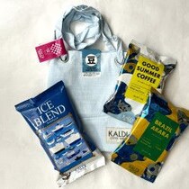 【カルディ】「夏限定バッグ＆コーヒー」は豆バージョンを買って挽いてもらうのが正解！