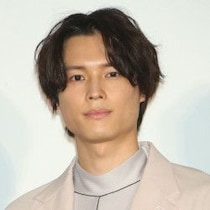 SixTONES松村北斗が「旅行に誘える親友」はたった1人！？ 2人いた“親友”の中で“知り合い”に降格した俳優の実名とは