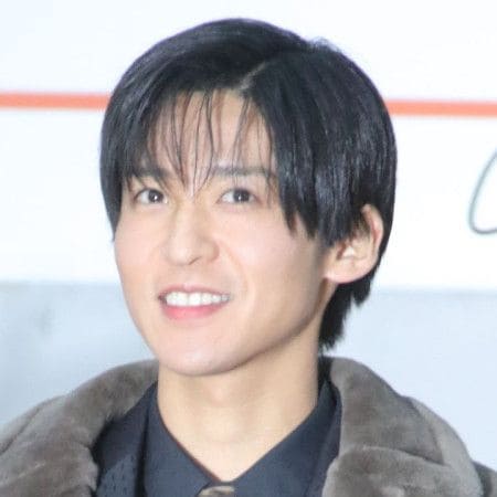 目黒蓮も入れた「9脚の椅子」も胸アツ！Snow Man総出演CM「女装メンバー2人」で蘇る“キスマイ＆SUPER EIGHT版”の衝撃