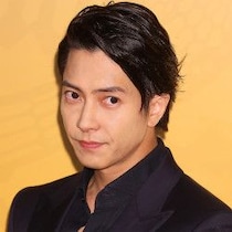 富士そば通い・電車移動も公開… 山下智久、「出没エリア」告白の気になる背景