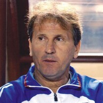 【サッカー界大事件】前代未聞の異様なＷ杯予選「ジーコ監督解任要求デモ」の裏で流れた「物騒な噂」