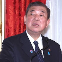 異常事態！首班指名で「高市総裁と石破総理が併存」する間に石破茂「戦後80年総理メッセージ」どさくさ発表の未練タラタラ