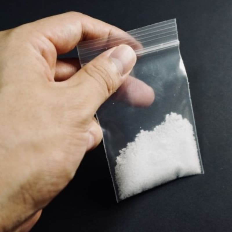 超大物芸能人「薬物逮捕間近」情報が駆けめぐって自宅マンションに報道陣集結!交際相手は逃走中で…