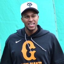 【田中将大200勝の舞台裏】巨人の守護神マルティネスが「８回二死から回またぎ登板」したのはなぜか