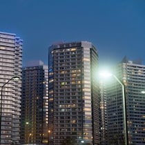 ミャンマー震源から1000キロのバンコクで「高層ビル倒壊」どのタワマンが崩れるかは運次第という「長周期地震動」