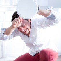 「キングオブコント2025」徹底総括！準決勝敗退芸人が語る「バイオレンスなネタ」大量発生の裏事情