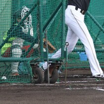 「昭和式地獄キャンプ」を予告したロッテ・サブロー新監督の「ベテラン一掃」と「中日・柳裕也獲り」