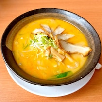 【潜入実食ガチレポ】幸楽苑の期間限定「味噌とんこつらーめん」とにかくスープがスゴかった「旨味が出まくる材料」