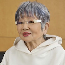 泉ピン子にイヤ～な気分…３億円借金「返済自慢」と「ブランド品と宝石まみれ」で不満を口にする「年金８万8263円」通帳