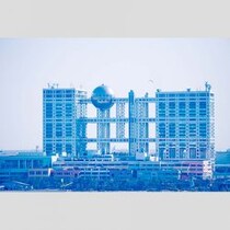 フジテレビ「昭和黄金時代」がカン違いを生み出した（1）高井麻巳子が秋元康氏と結婚