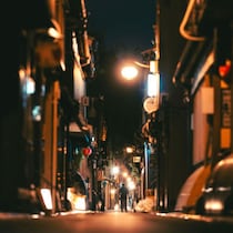 観光都市・京都「闇の実相」外国人観光客が増えれば増えるほど「地元に根差した飲食店」が廃業に追い込まれる