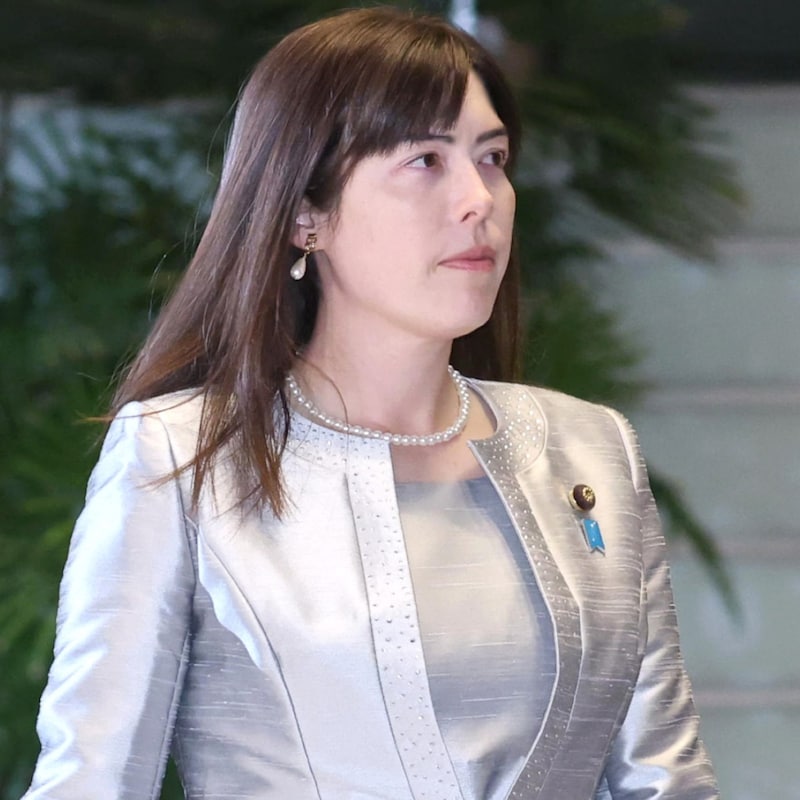 「小野田世代」が流行するモデル出身42歳・小野田紀美経済安保大臣は前橋市の小川晶ラブホ市長と「同年生まれの射手座」