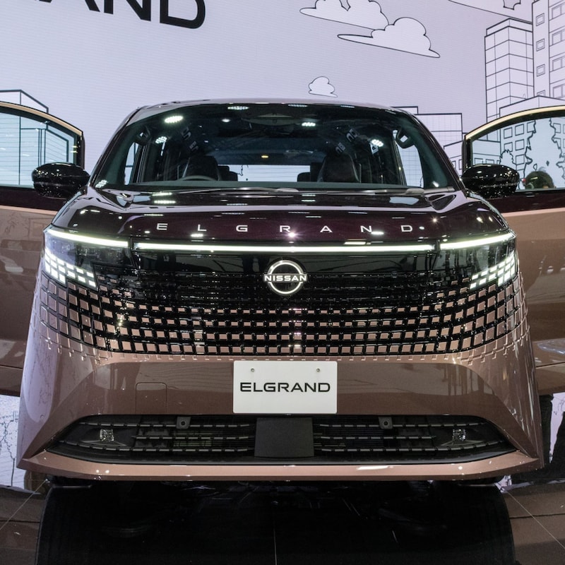 高級ミニバン「エルグランド」が15年ぶりフルモデルチェンジ！でも巨大市場の北米で売れるのは…