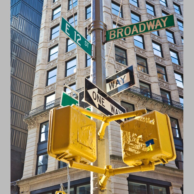 超異色の男「マムダニ市長」誕生でトランプ政権の後ろ盾「反マムダニ」の２人が仕掛ける「富豪と企業のニューヨーク大脱出キャンペーン」