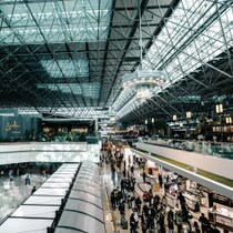 セゾンカード改悪「プライオリティ・パス」無制限無料はやめた！大幅サービス低下で「楽天カードに戻っても制限が…」