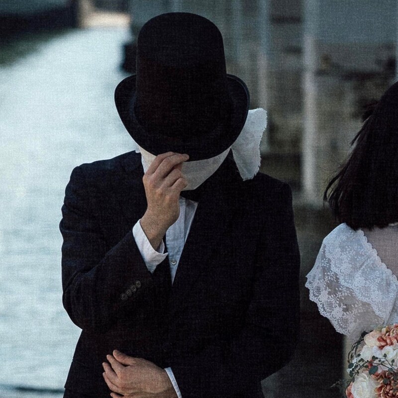 ベールに包まれた「雨穴」の自宅訪問も！「変な」ベストセラー作家を今さら読み始めなくてもOKな「まるわかり番組」