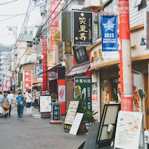 無礼千万「中国ポケット局長」への抗議活動開始〈在日中国人が経営する中国料理店をボイコットせよ〉