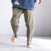 足冷えよ、さらば！ワークマンVSニトリ「冬用保温スリッパ」のぬくぬく度