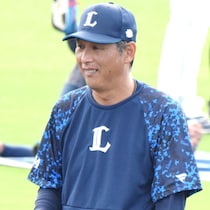 内野手入団⇒クビ即育成契約⇒え、今から捕手に転向!?　西武ライオンズが「新トレンド」を作る「異例のリサイクル策」