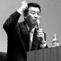 本当にあった！プロ野球「仰天契約更改」広島・達川光男がポケットから札束２個を取り出して「これ払うけ。2000万円にしてくれや」