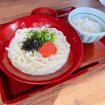 【潜入実食ガチレポ】「なか卯」生クリームのコクと明太子の塩味「温たま明太クリームうどん」食後のご飯投入で「即席クリームリゾット」に