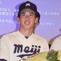 “令和の王貞治”になれる大器！「一本足打法」西武ドラ1指名の明大・小島大河捕手「マイクパフォーマンスも炸裂した夜」