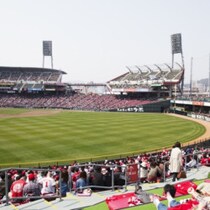 「ファン感謝デー」イベントで広島マツダスタジアムに広がる「寂しい光景」に羽月と矢野が漏らした「ホンネ」