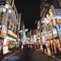 【逮捕】キャバクラ嬢を狙う「太客詐欺」の実態！生前贈与・投資・店開業・マルチ商法まで出てくる「先払い」手口