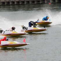 「超異例の転身」元西武ライオンズのボートレーサーが登板した「セレモニー試合」大ヒット企画