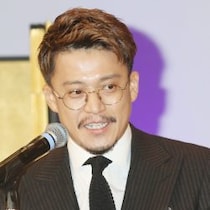 「小栗旬社長」芸能事務所の運動会で展開される「小栗VS田中圭VS綾野剛VS清塚信也」激烈バトル