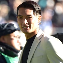 【前代未聞】ライセンス取得１週間後に「J2藤枝の監督に就任」！槙野智章に追い出された武田修宏との「確執」