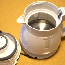 「圧倒的に中国人が多い」ホテルマンが怒りに震える迷惑外国人宿泊客「電気ケトルでキムチ鍋＆カニの足」「浴槽にビショ濡れ枕と排泄物」被害報告