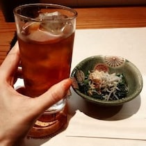 元アイドルKと芸人Sが居酒屋デート