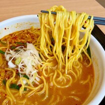 焼肉丼専門店が本気で作ったラーメンがヤバい！「肉汁×味噌」の旨み爆発