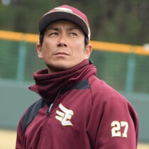 楽天一筋の岡島豪郎が引退決意！石井一久GMの「優勝メンバー外し」から始まった「苦難の晩年」