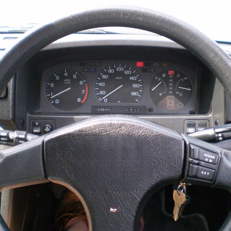 秋のドライブ注意報「名古屋走り」だけじゃない！全国に潜む「ご当地危険運転」の正体