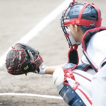 【ふしぎ検証】プロ野球で「左利き捕手」を見ないのはなぜか「３つの理由」と「例外選手」
