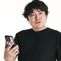 中国で大流行「死んだ親族をスマホ画面で生き返らせる」死者蘇生AIビジネスの「絶対に解約させない」悪辣手口