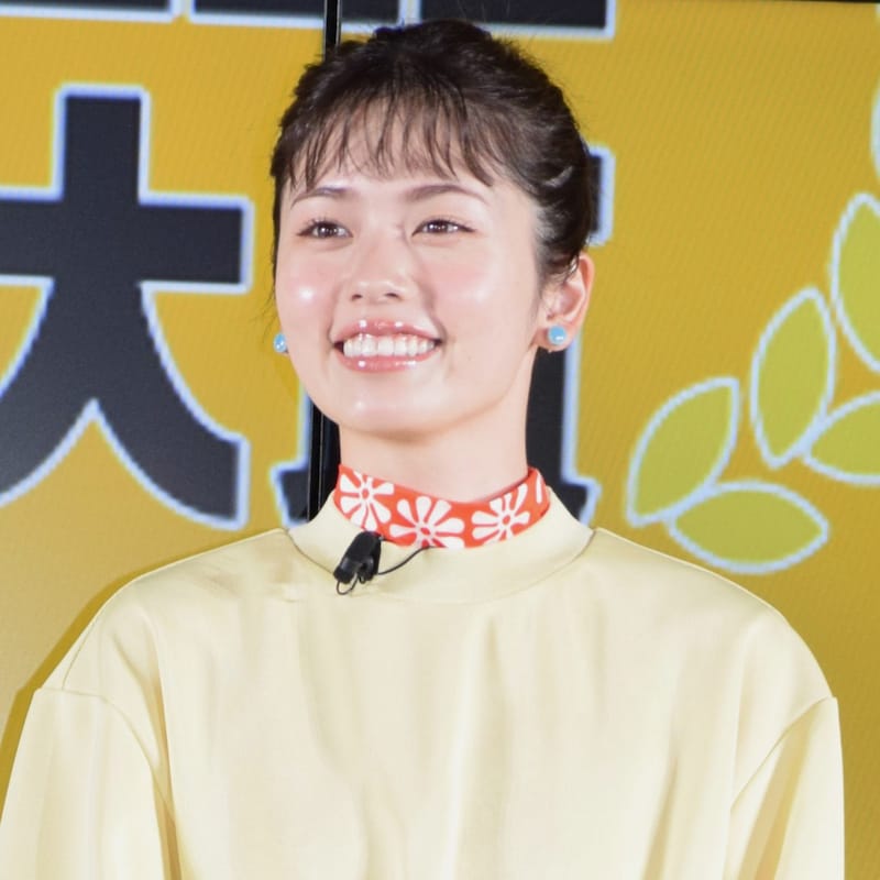 若年層メイクブランド新CMを原菜乃華に譲った「アラサー小芝風花」の「オトナ化」戦略