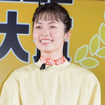 若年層メイクブランド新CMを原菜乃華に譲った「アラサー小芝風花」の「オトナ化」戦略