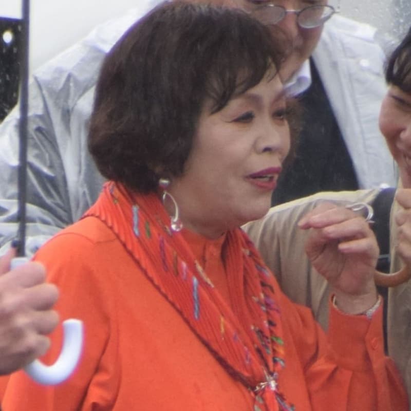 「経験者」上沼恵美子が有吉弘行・綾瀬はるか・今田美桜・鈴木奈穂子アナを一刀両断「NHK紅白歌合戦」の「グダグダすぎた司会進行」